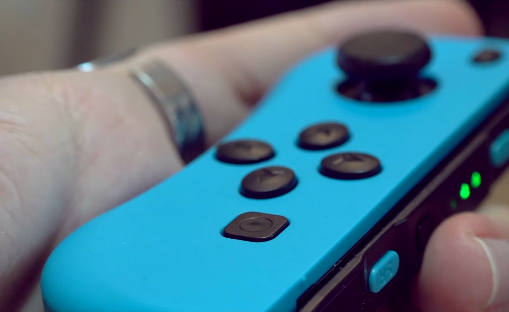 Switch: Nintendo risponde al problema dei Joy-Con Drifting