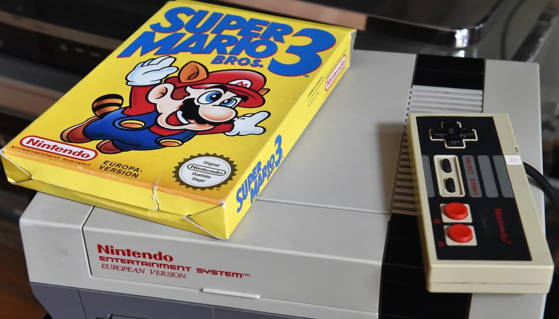 Nintendo: dopo 20 anni una fan completa la sua collezione di giochi NES
