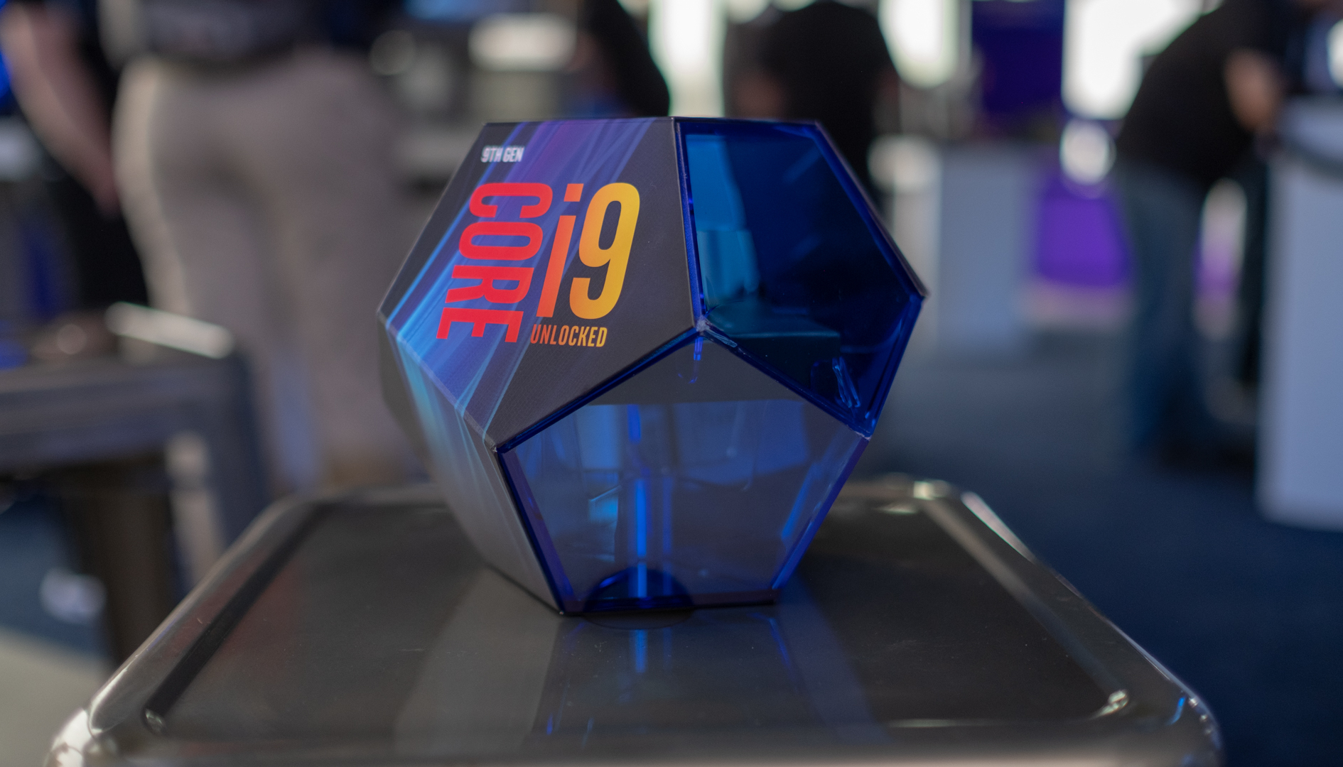Core i9-9900KS a 6,9 GHz con tutti e 8 i core attivi
