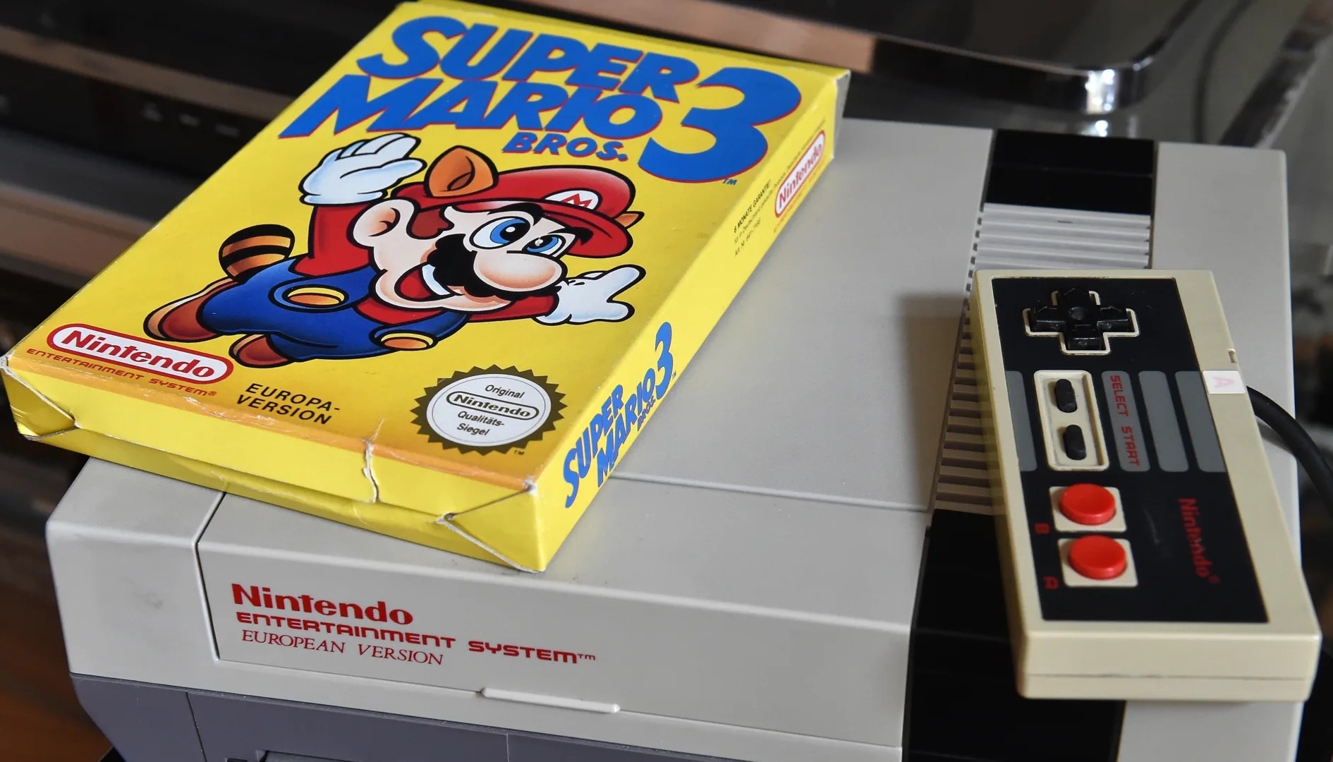 Nintendo: dopo 20 anni una fan completa la sua collezione di giochi NES