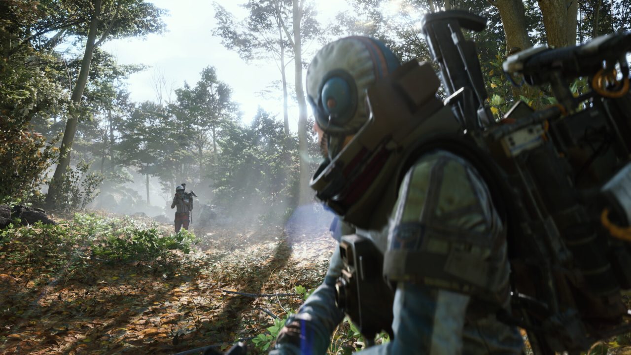 Un predone di ARC Raiders esplora una foresta