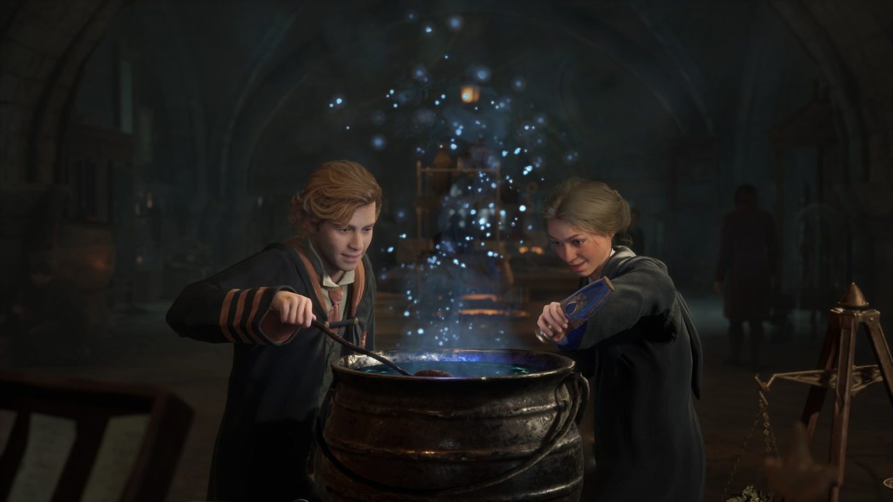 Platino di Hogwarts Legacy: due studenti preparano una pozione