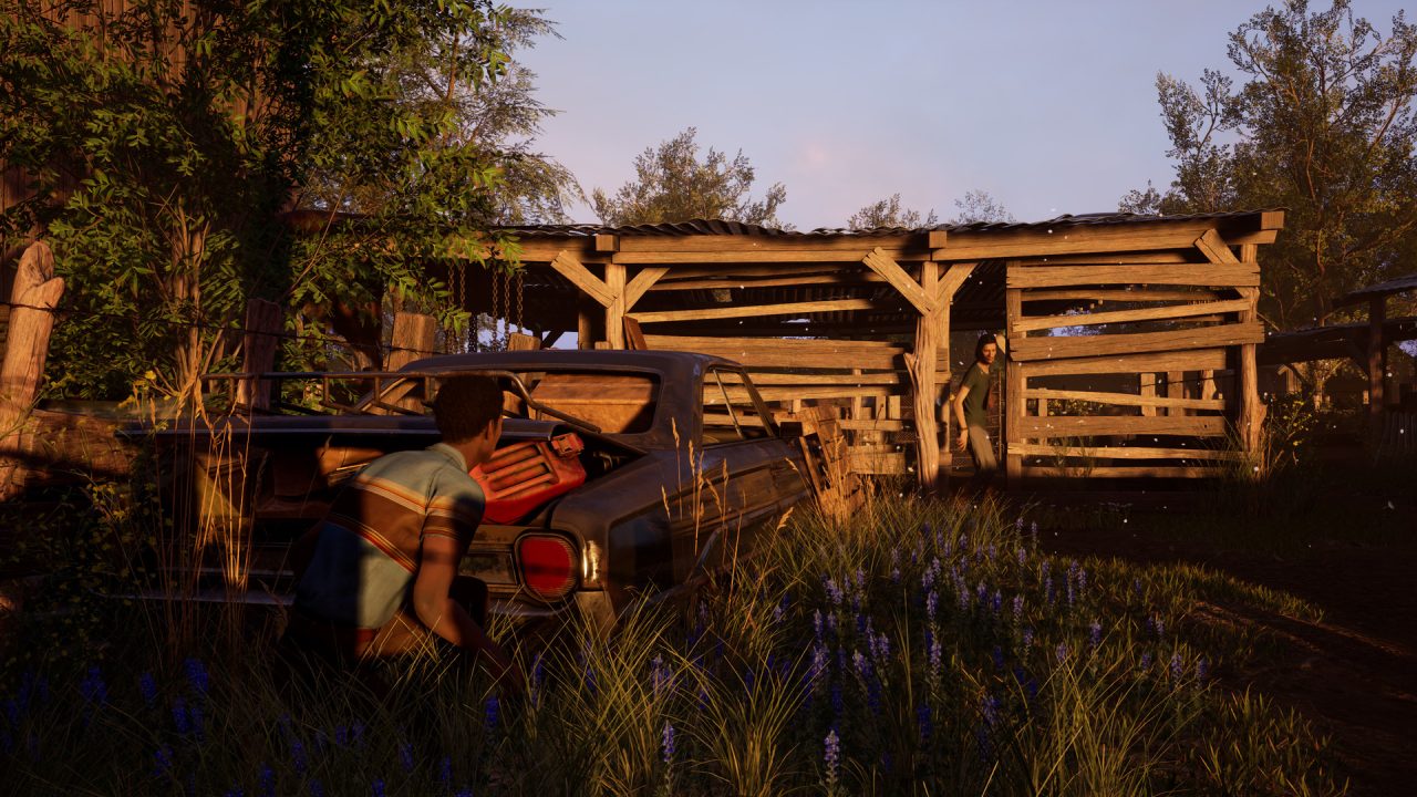 Platino di The Texas Chain Saw Massacre: una vittima accovacciata dietro un'auto al tramonto